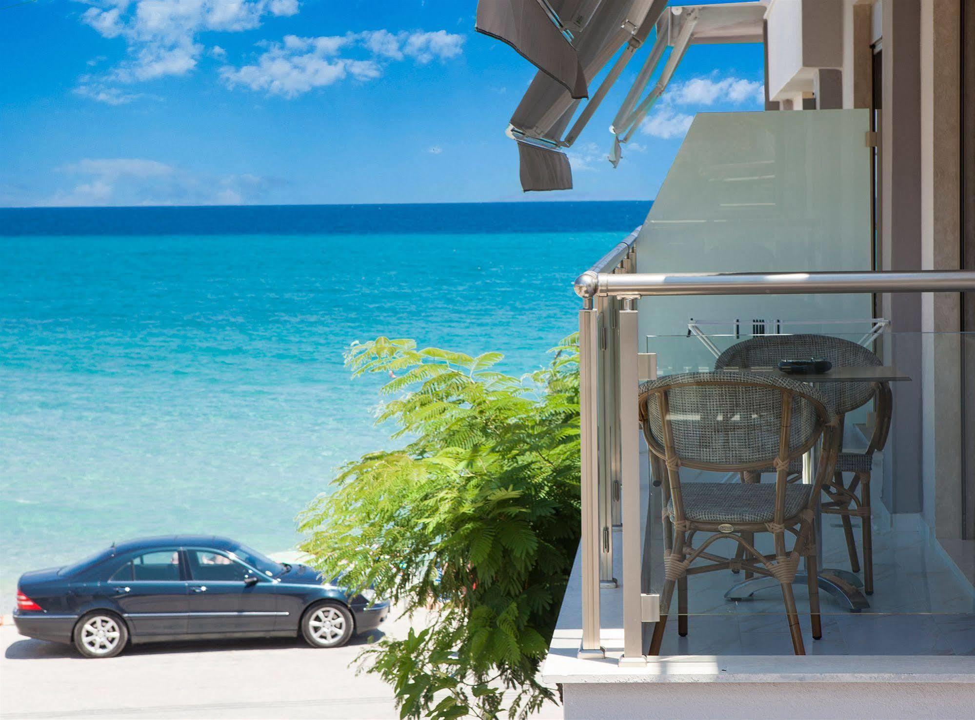 Art Boutique Suites Pefkochori Exterior foto